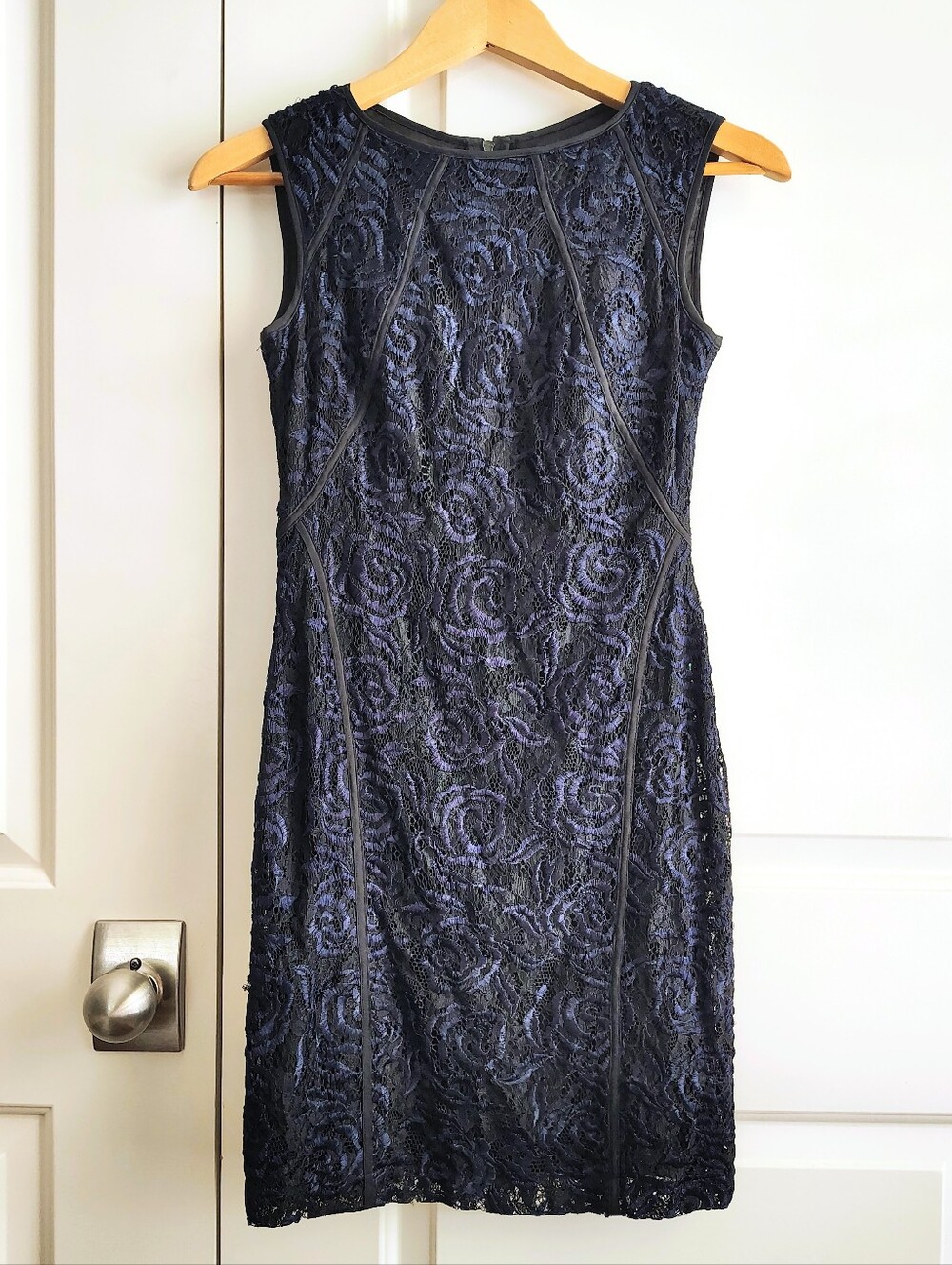 Ann Taylor Blue Floral Lace Sheath Dress NWT